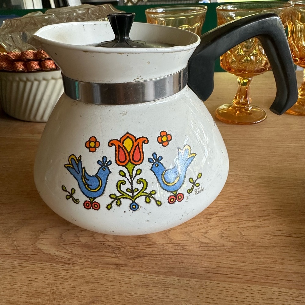 Vintage Corning ware tea pot country festival